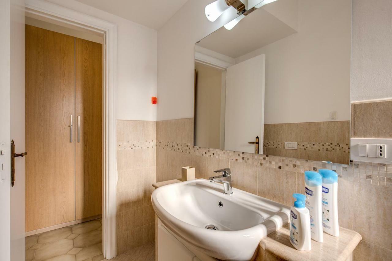 Casa Di Luca _ 3 Bdr Apartment Rome Buitenkant foto